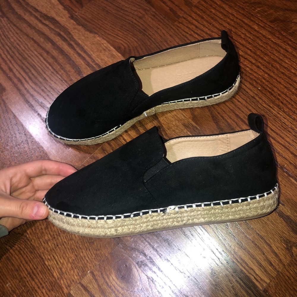 Black shoes